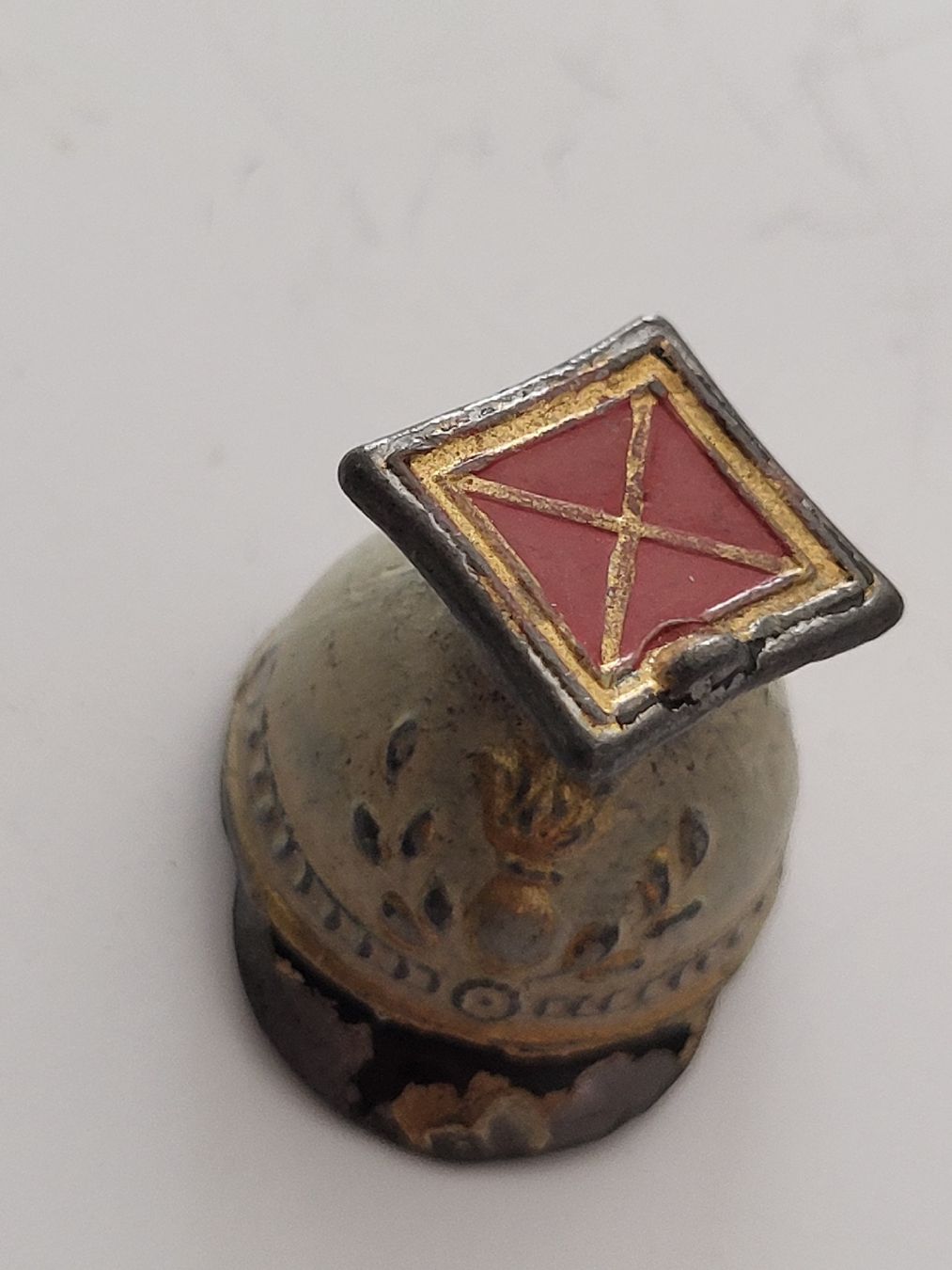 Abbigliamento & accessori d'epoca: antiker miniatur Helm Militär – Usato da nunningen venduto da mic_88k2 1