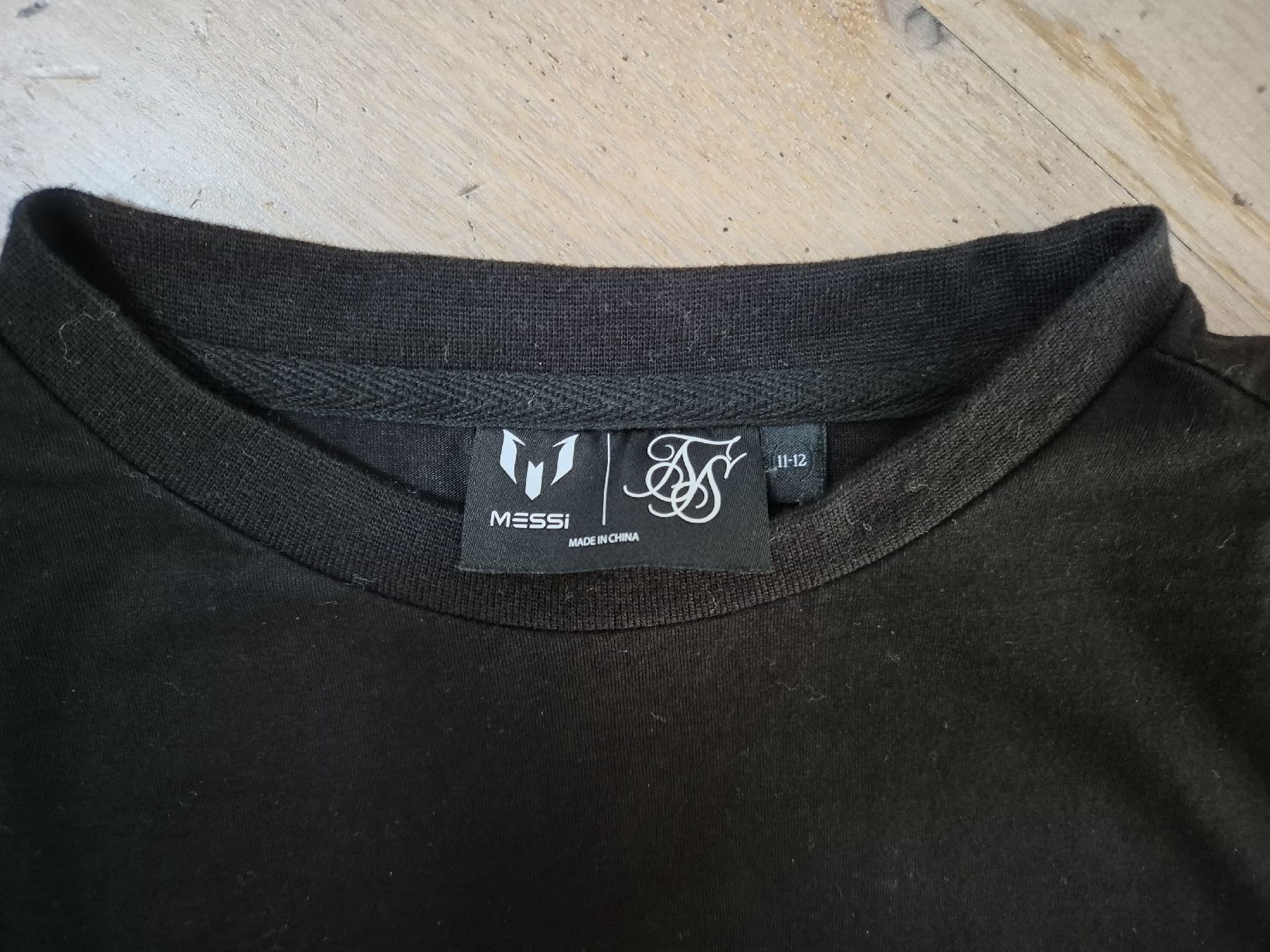 Camicie, T-shirt & Polo: Messi T-Shirt – Nuovo (secondo la descrizione) da Aeugst am Albis venduto da miizli 1