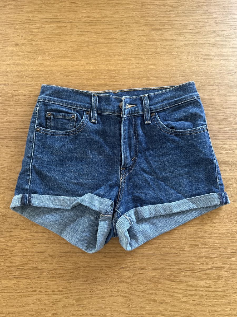 Levi's Jeans: Levis Jeansshorts in Dunkelblau – Gebraucht aus Wettswil von ann_cdf7