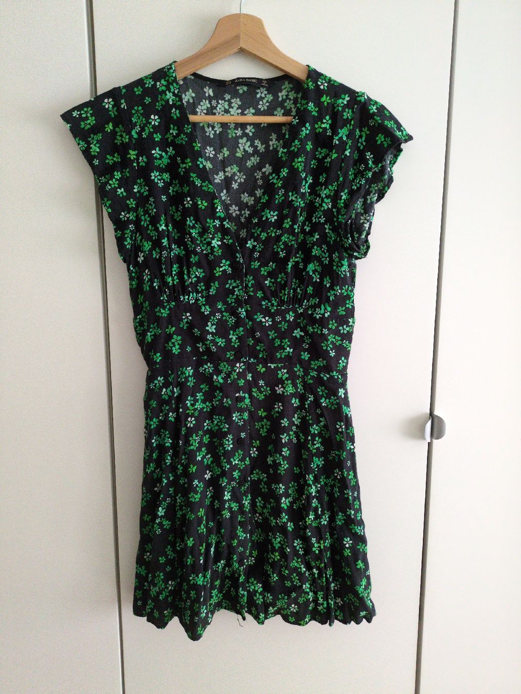 Zara Robes: Sommerkleid mit Blumen – D'occasion à Olten par Lilliane0