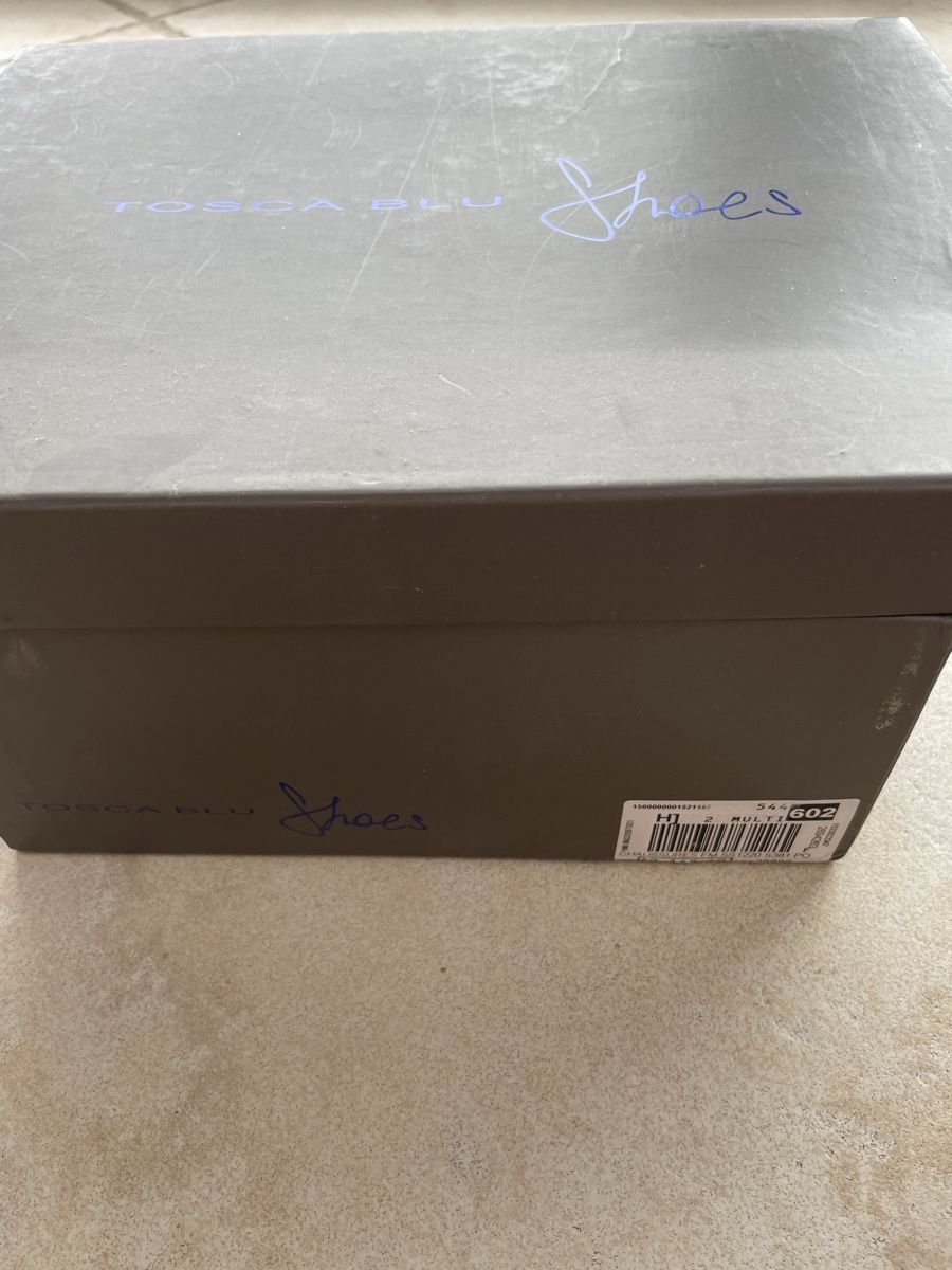 Chaussures femmes: Escarpins Tosca Blu, taille 39 – D'occasion à Coppet par Len007 5