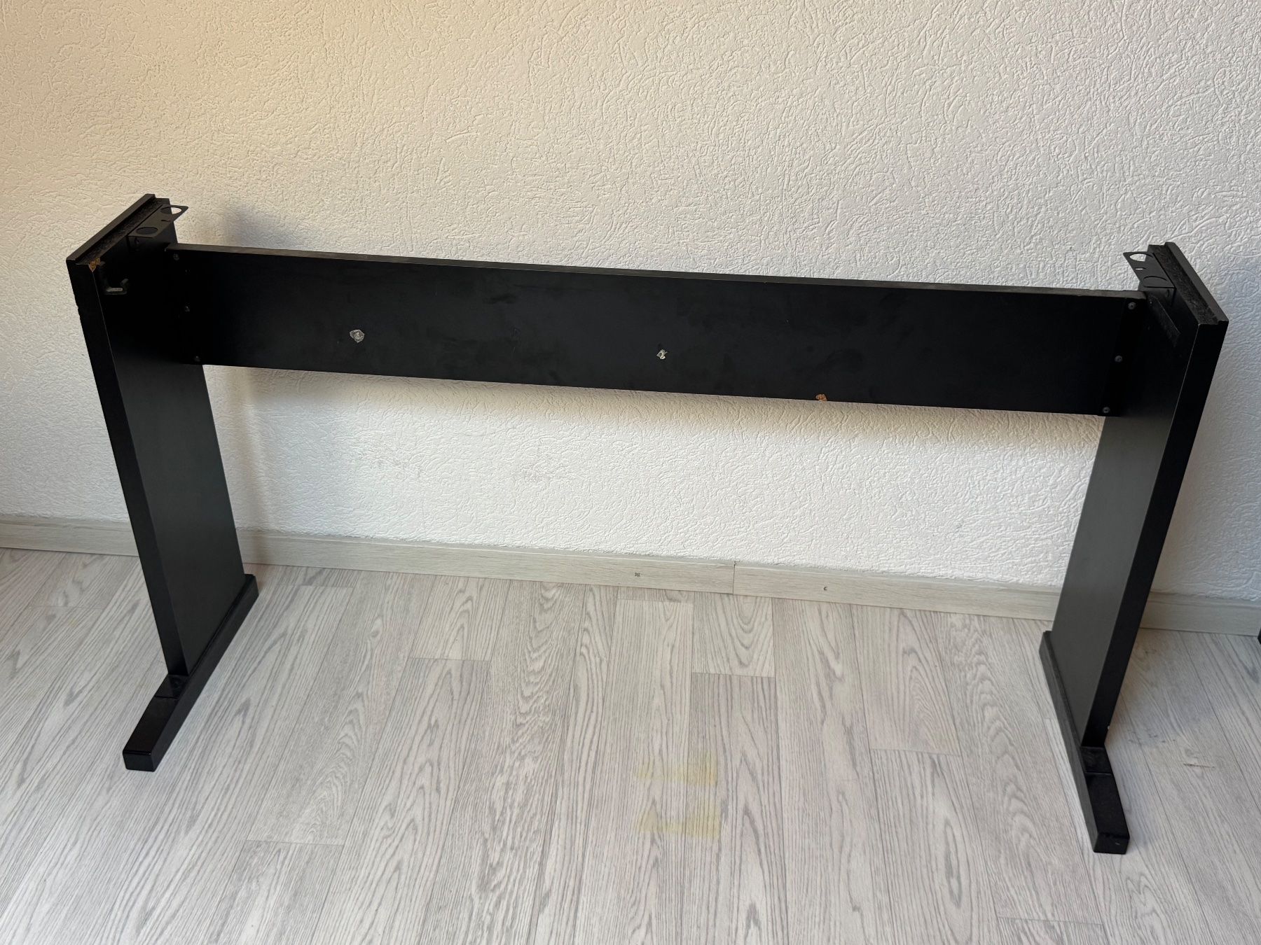 Supporti per strumenti musicali & leggii: Support en bois pour Piano – Usato da Tramelan venduto da lolopat