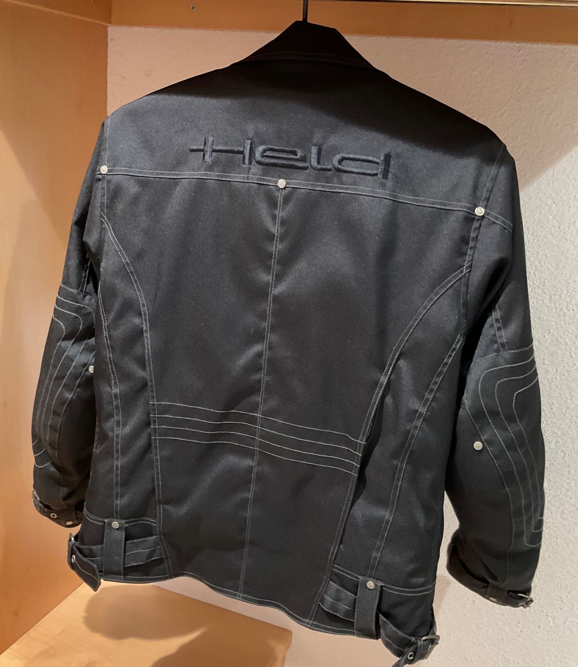 Held Giacche: Motorradjacke – Usato da Basadingen venduto da bri_7lx9 5
