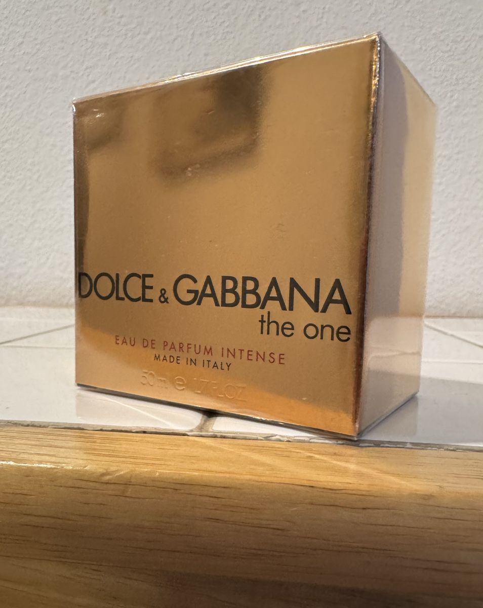 Dolce & Gabbana Parfum & Eau de Toilette: Dolce&Gabbana edp intense 50ml – Neu und originalverpackt aus Genève von ribes_rubrum
