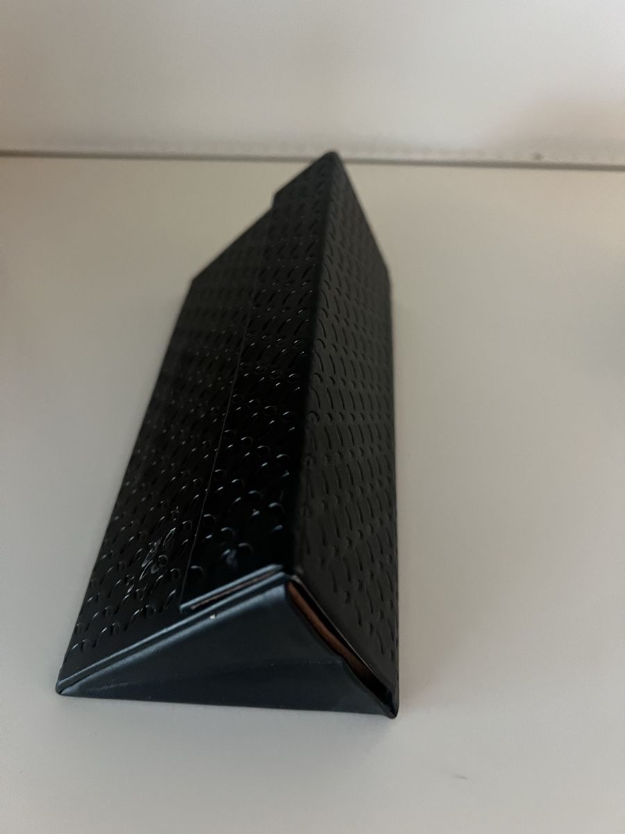 Alaia Occhiali & Lenti: Alaïa sunglasses case  – Usato da Oberägeri venduto da rus_7vhx 2