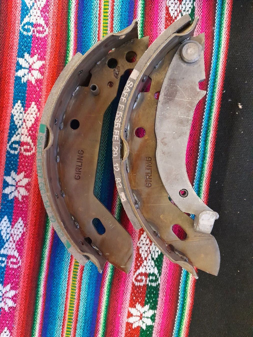 Tutti pezzi di ricambio auto: Bremsbacken Peugeot 4241.25 – Nuovo e nell'imballaggio originale da Poschiavo venduto da GarageBernina 2