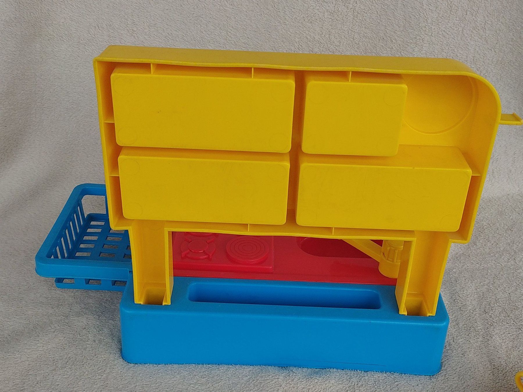 Giocattoli: Vintage Spielzeug-Küche – Usato da Strengelbach venduto da Phorensic_30 4