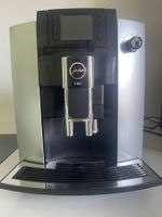 Jura E 600 Kaffee-Vollautomat von Privat, sehr gepflegt