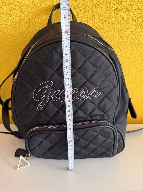 Guess Zaini: Guess - Rucksack - schwarz – Usato da Cugnasco venduto da tizianaq 4