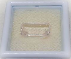 Kunzite claire (spodumène) 5.81 ct - Valeur 234.- Fr