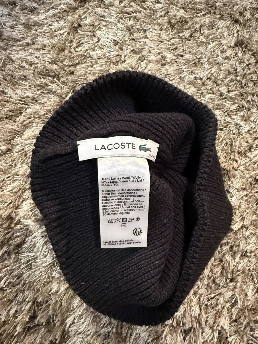 Lacoste Copricapi, berretti & cappellini: Lacoste 100% Wolle Kappe in schwarz – Nuovo (secondo la descrizione) da Küsnacht ZH venduto da Wozdav 2