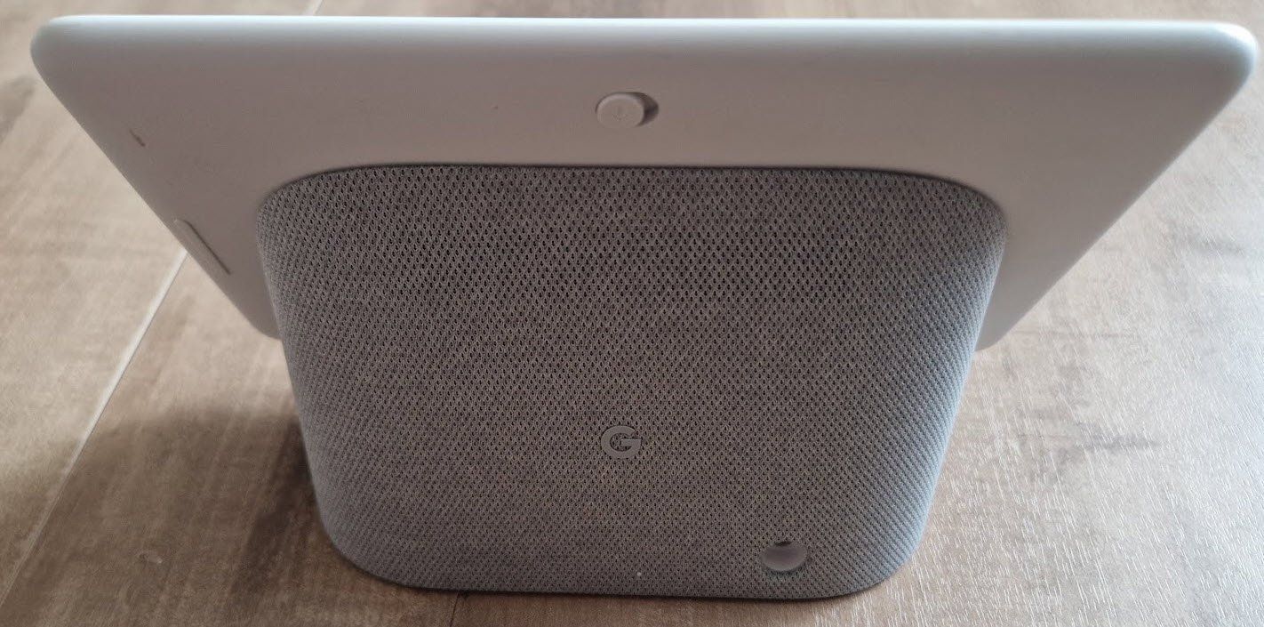 Hubs & Switches: Google Nest Hub Gen 1 – D'occasion à Au SG par jes_bj6k 2