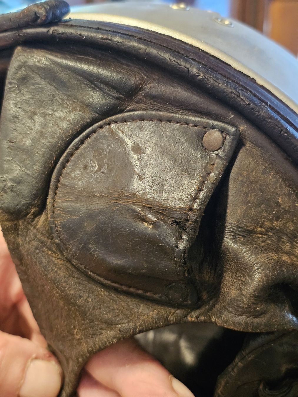 Vêtements & accessoires anciens: Oldtimer Motorradhelm von Oma – D'occasion à Meisterschwanden par Hummer21 3