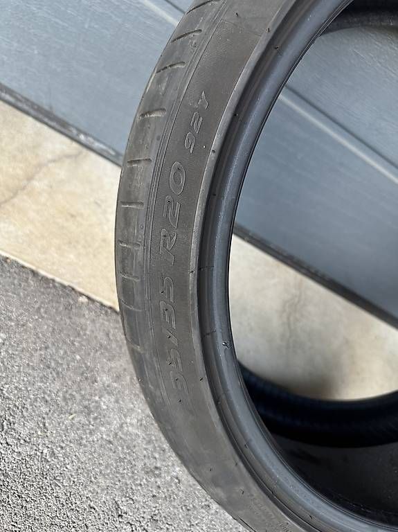 Pirelli Pneumatici & Ruote complete: Pirelli P Zero 235/35/20 Sommerferien – Usato da Illnau venduto da Finado 1