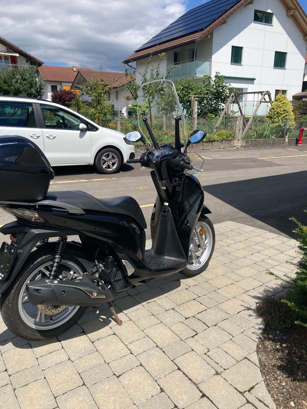 Honda Sonstige: Honda 125 er Roller 17“ Rädern – Gebraucht aus Glis von fabiantina 2