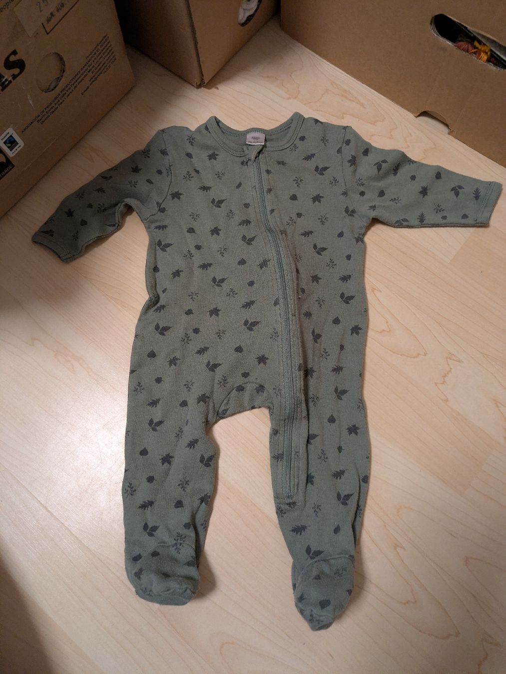 Pigiama & Simili: pyjama  – Usato da Lengnau Ag venduto da Mona_03