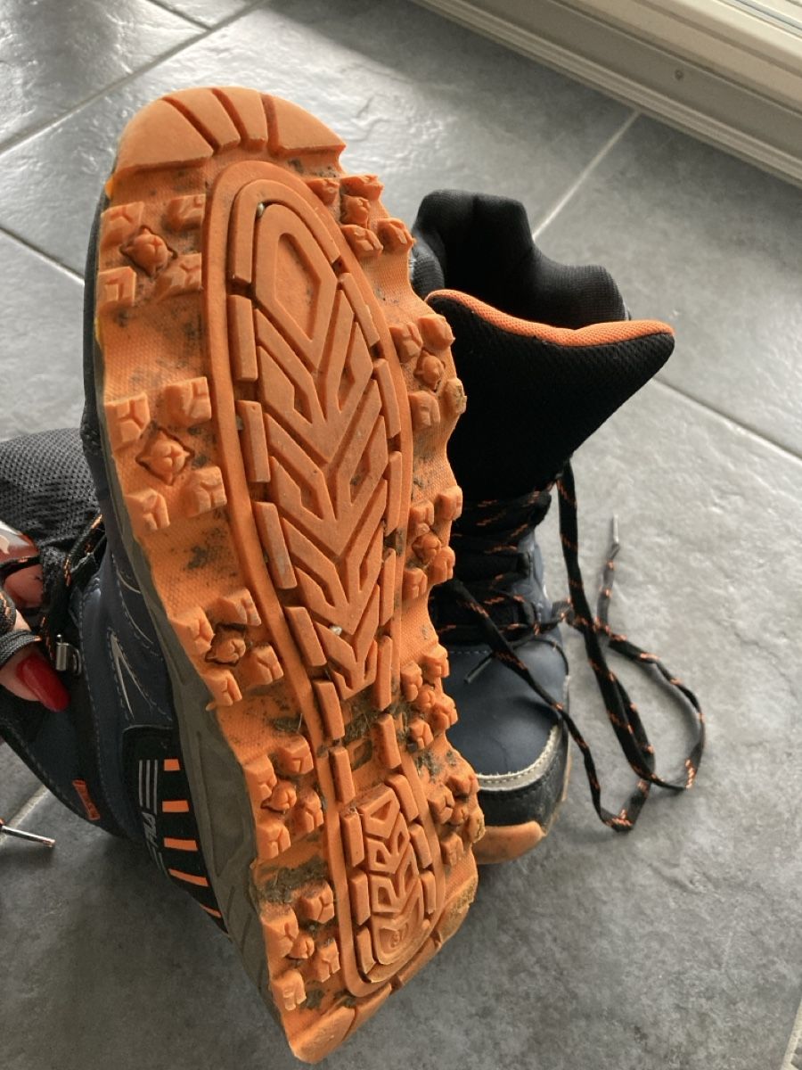 Fila Scarpe da uomo: Wanderschuhe Fila Gr. 37 – Usato da Uttigen venduto da daeni_83 2