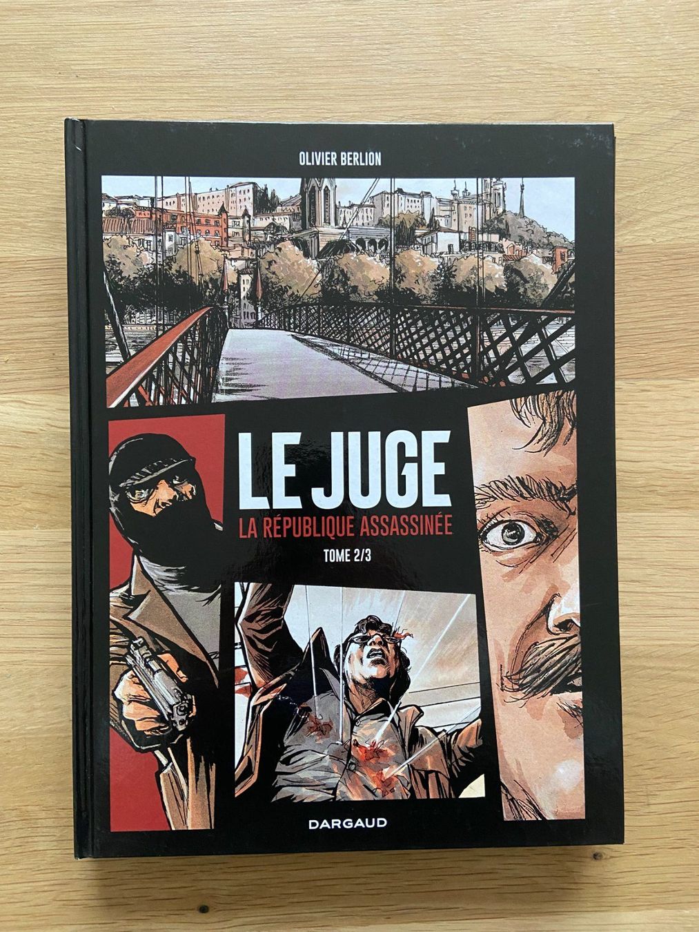 Fumetti: LE JUGE / TOME 2 / PREMIERE EDITION – Usato da Corcelles-près-Payerne venduto da 1562Comics