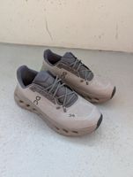 On Cloudtilt Herren Sneaker Gr. 42 sand, top Zustand