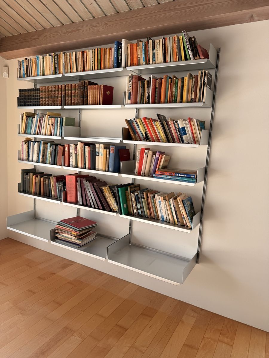 Scaffali: Wandregal Designklassiker – Usato da Wildegg venduto da KramerBeni 3