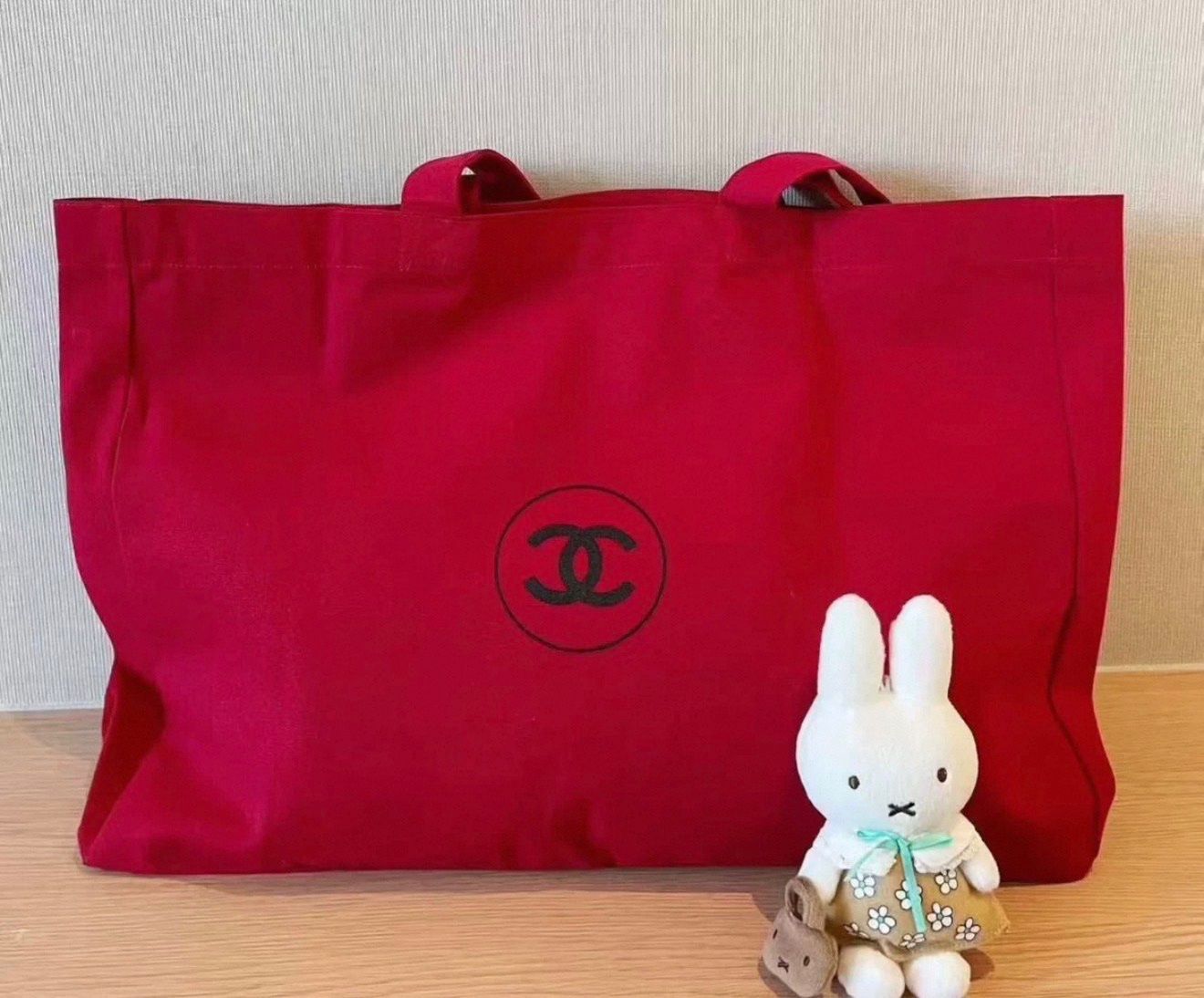 Taschen: Shopping bag Chanel beauty – Neu und originalverpackt aus Chur von Madeys