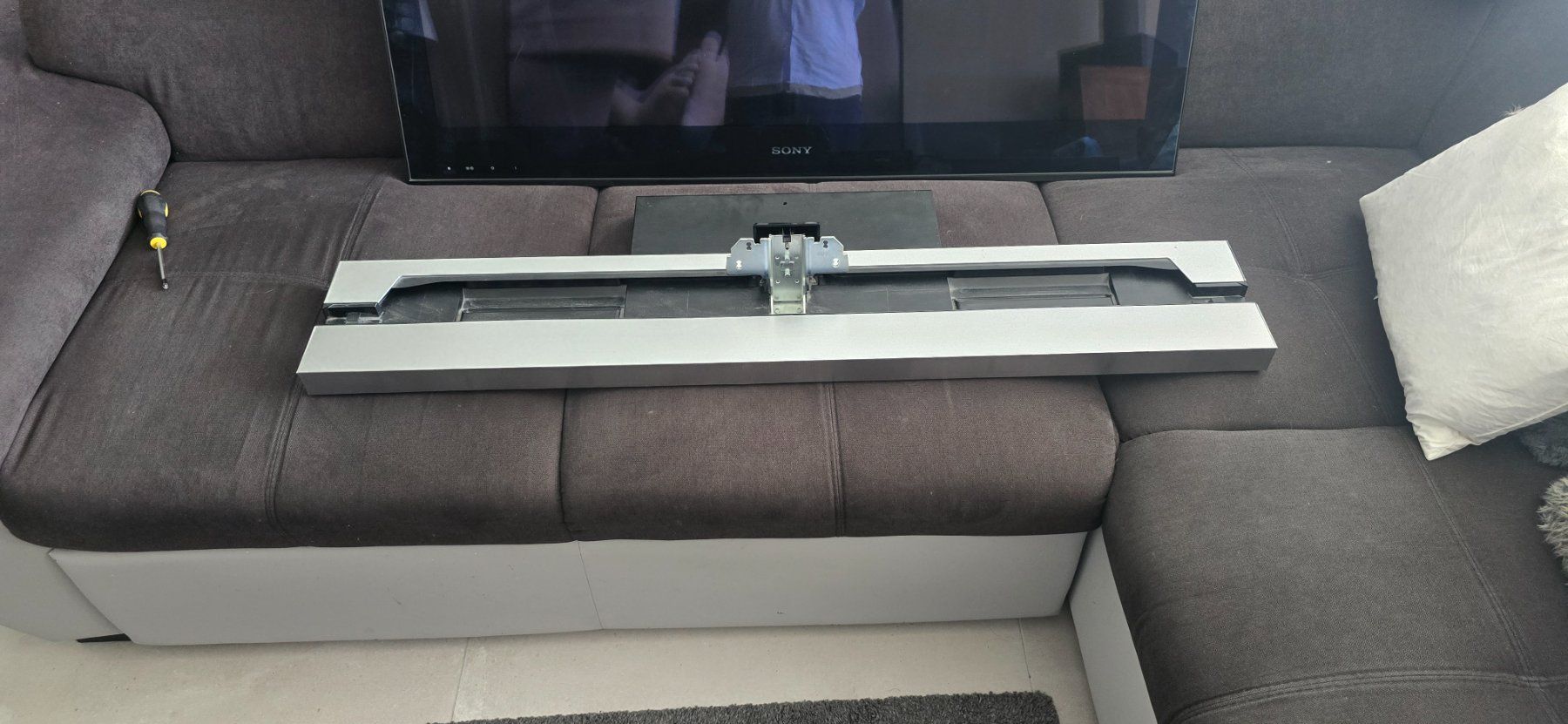 Sony Fernseher: Écran plat Sony 46 pouces, état d'usage correct – Gebraucht aus Champvent von sebastien.obry 1