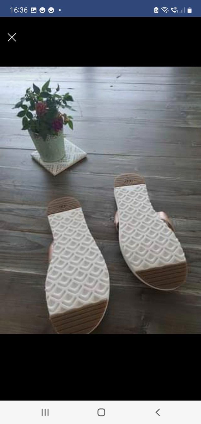 Ugg Scarpe da donna: UGG schuhe leder – Nuovo (secondo la descrizione) da Hagendorn venduto da 0tello68 1