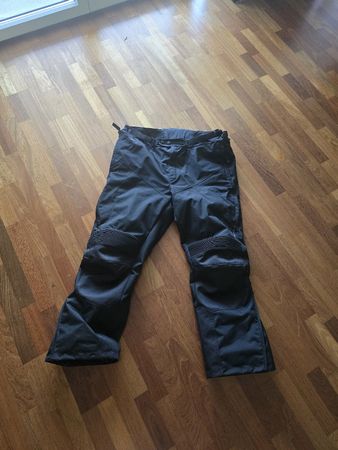 Motorradhose Dyneema schwarz, Protektoren neuwertig NP 259 