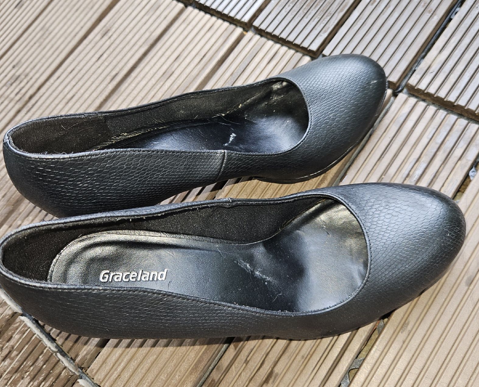Graceland Scarpe da donna: Schwarze Graceland Pumps, Grösse 40 – Nuovo (secondo la descrizione) da Au ZH venduto da fundgruebli