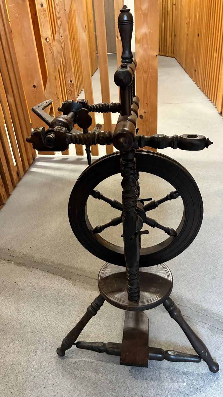Spinnräder: Spinnrad antik – Gebraucht aus Jona von max_r9tw 2