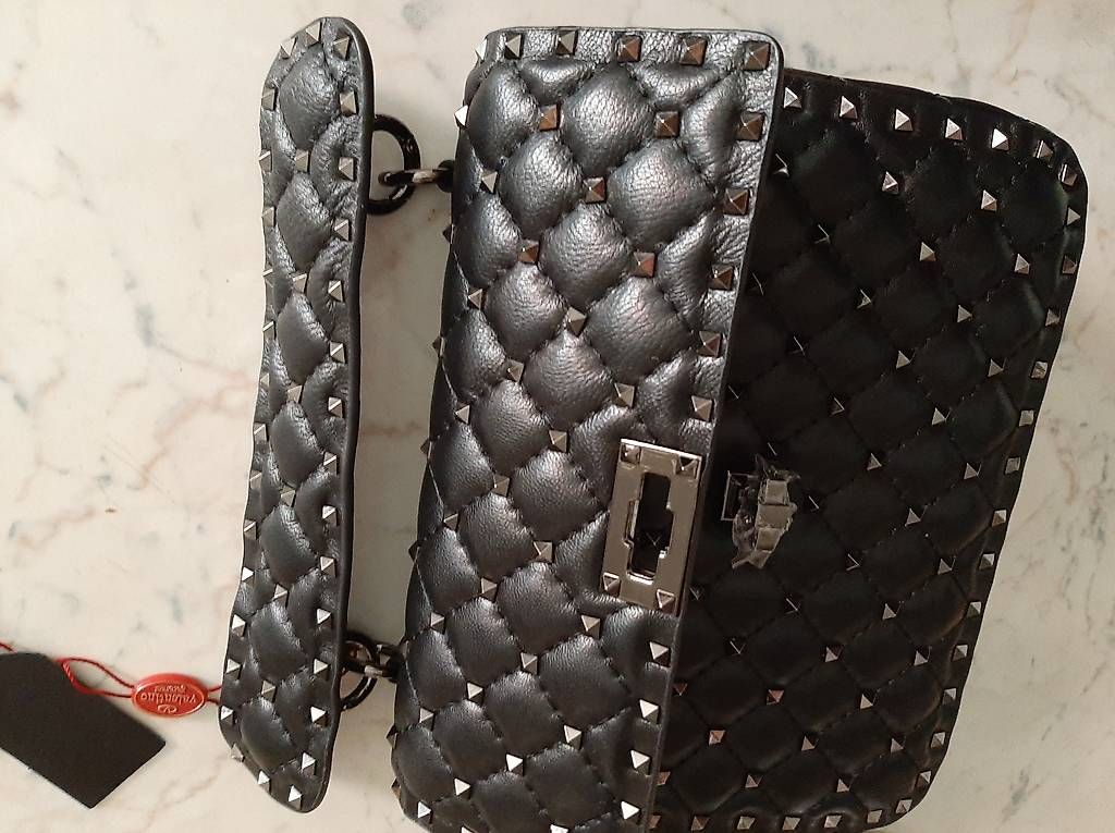Taschen für Damen: borsa coccinelli silver new – Gebraucht aus Lugano von art_5nwk 1