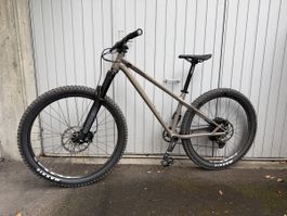 Commencal Meta HT AM Ride Dirt 
