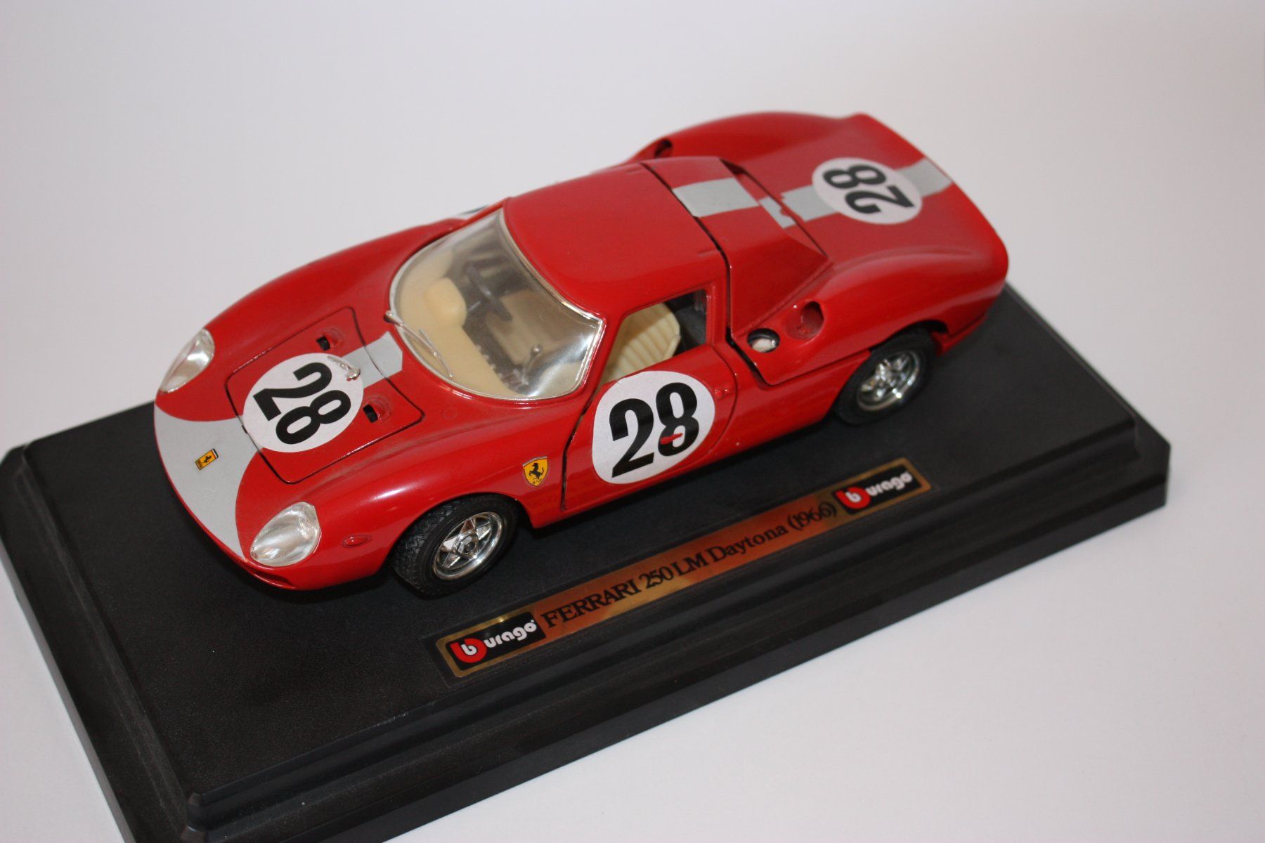 Ferrari Modellini d'auto: Ferrari 250 LM Daytona 1966 – Nuovo (secondo la descrizione) da Massagno venduto da Junpy 2
