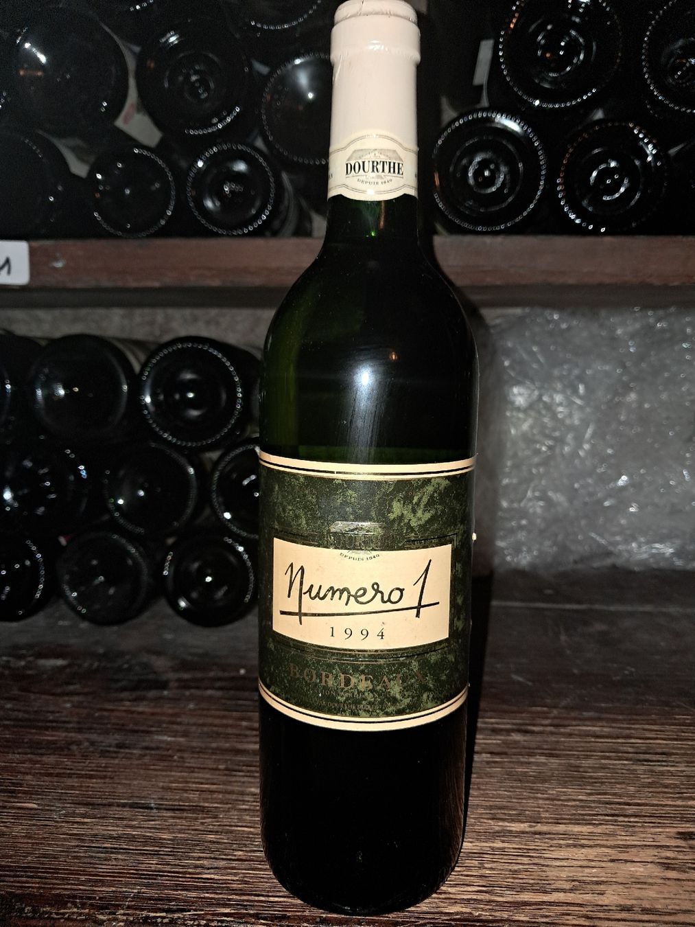 Vino: Dourthe Numéro 1 Bordeaux 1994 – Nuovo e nell'imballaggio originale da Le locle venduto da juliensaran