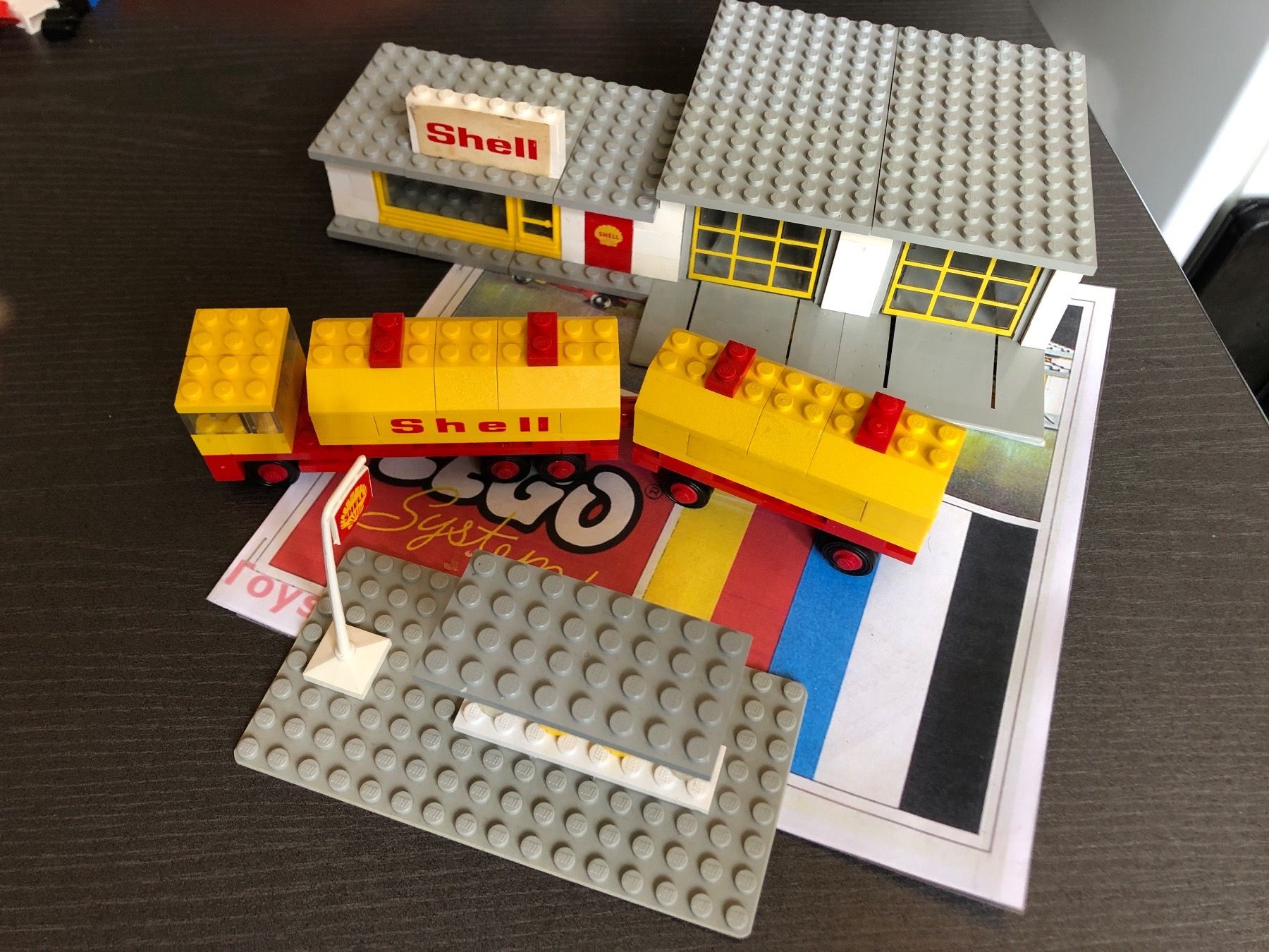 Lego Baukästen: Lego Station-Service Shell 1966 – Gebraucht aus Fribourg von