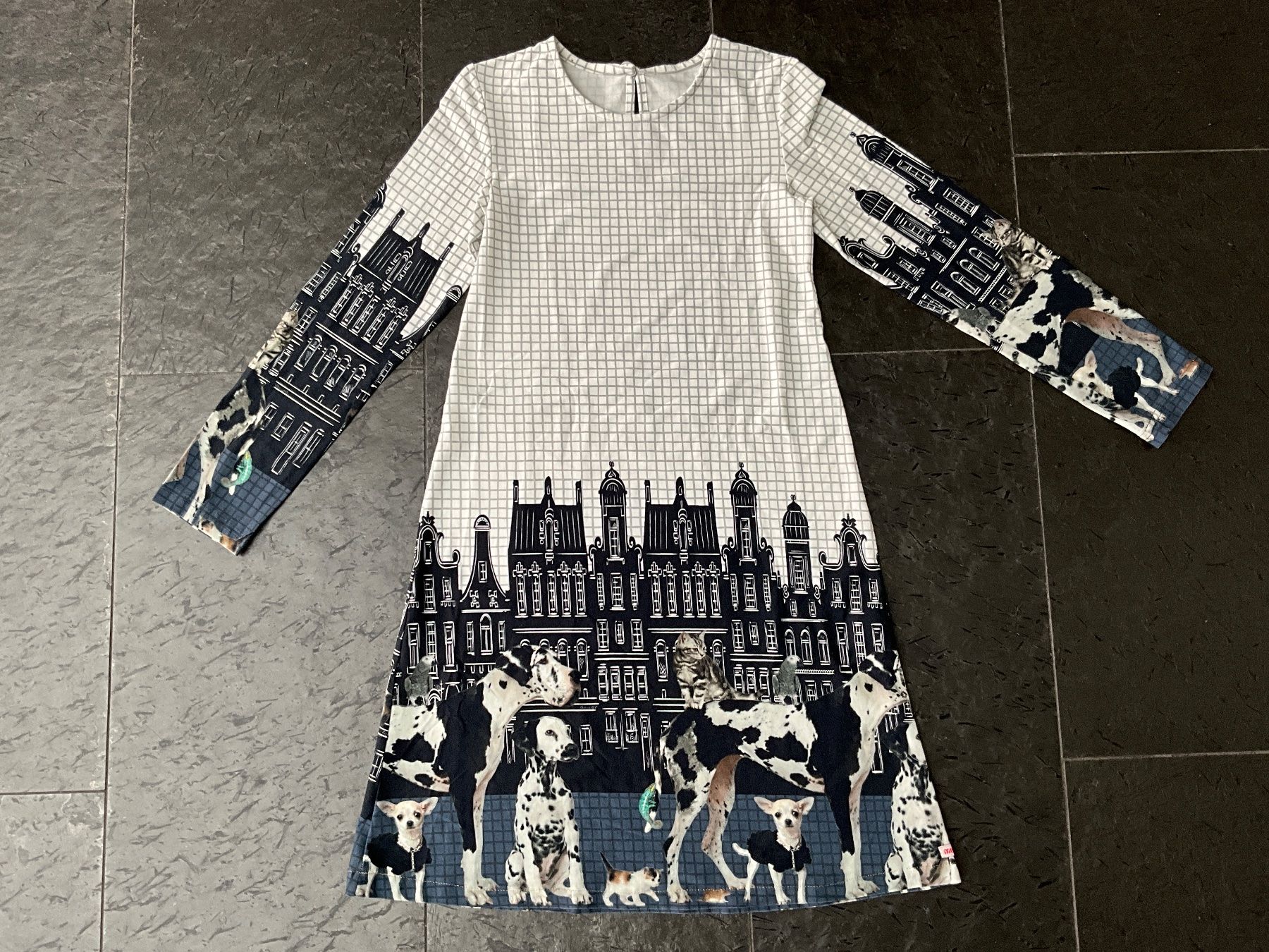Vestiti & Gonne: Kleid, MUMAMI, Mädchen, sehr HERZIG! – Usato da Stäfa venduto da Rbeerli0