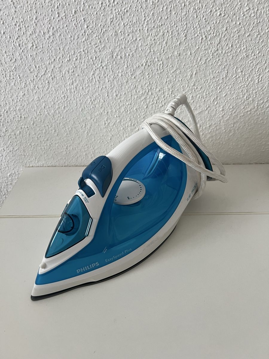 Philips Bügeleisen: Philips EasySpeed Plus iron blue white good condition – Gebraucht aus Genève von nic_ss9x