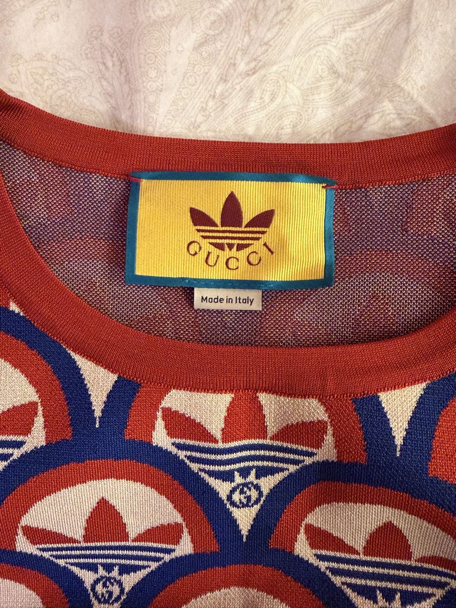 Gucci Top: Adidas x Gucci crop top multicolour size S – Nuovo (secondo la descrizione) da Genève venduto da Rome12