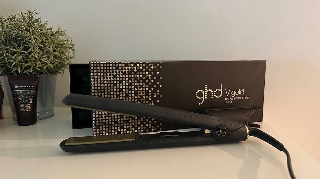 Piastre & Arricciacapelli: ghd V Gold Professional Styler Classic – Nuovo e nell'imballaggio originale da Meilen venduto da nad_d2pq