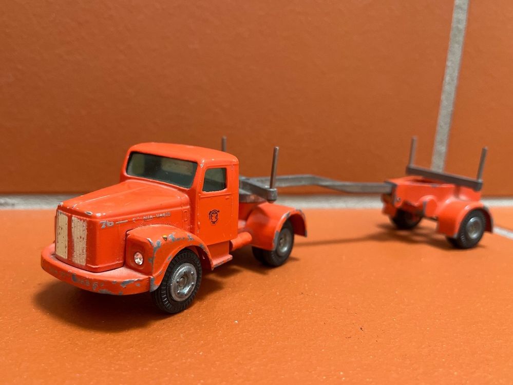 Tekno 1:50 - Camion miniature - SCANIA-VABIS 75 - camion fourgon avec