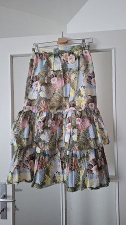 Maxi-jupe volantée à imprimé estival H&M