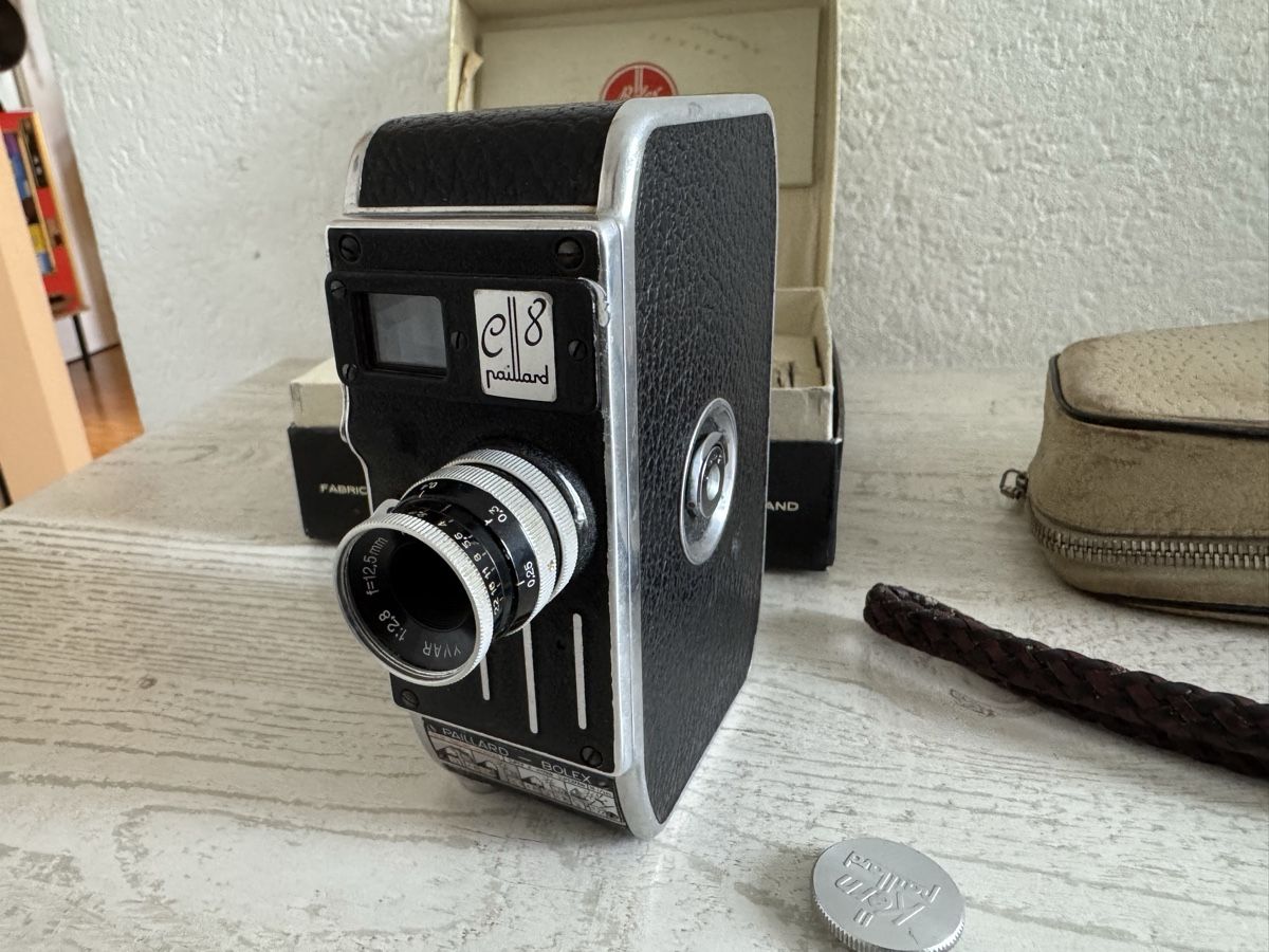 Bolex Fotocamera: Bolex paillard 8c  8mm kamera – Usato da Zunzgen venduto da milesdavis76 2