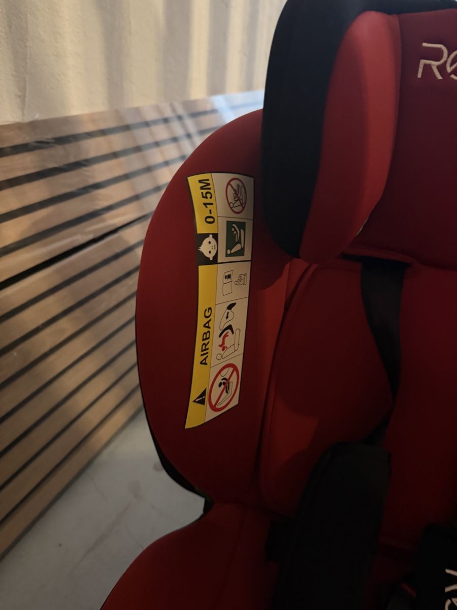 Seggiolini per auto: Auto Kindersitz Isofix – Usato da schaffhausen venduto da jonuzi 1