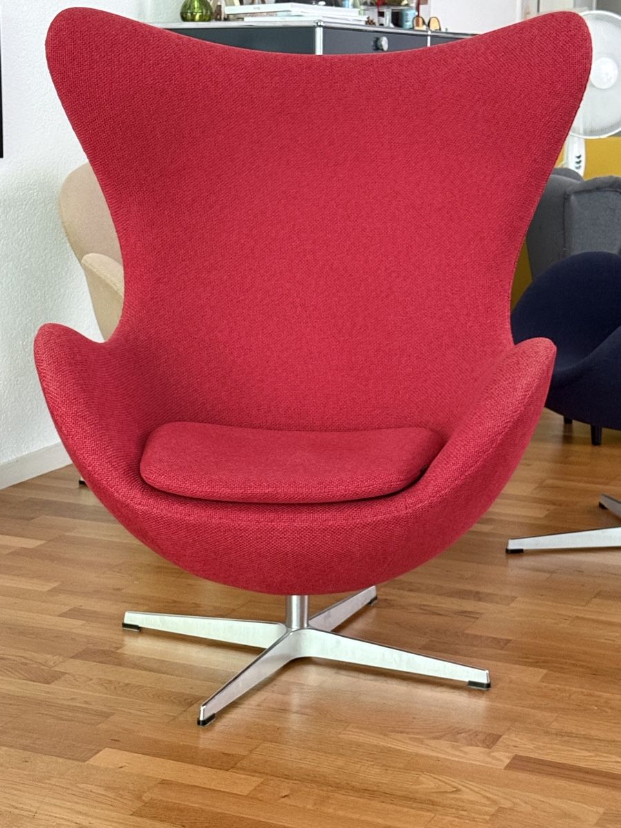 Fritz Hansen Poltrone: Egg Chair Fritz Hansen – Nuovo (secondo la descrizione) da Zuchwil venduto da GiggaOffice 2