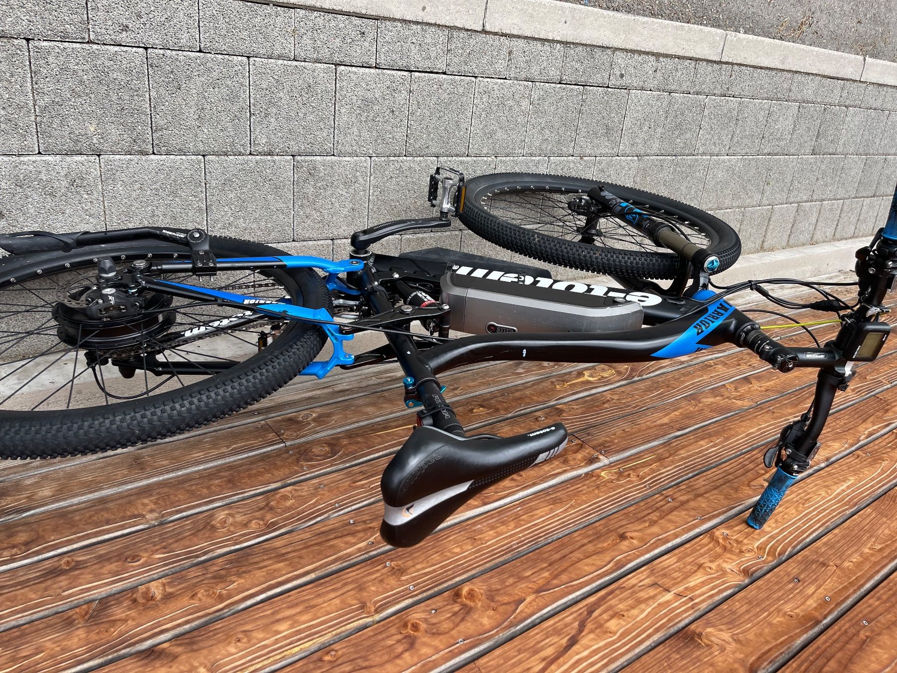 Vélos: E-Totem Warrior Mountainbike – D'occasion à Gais par Mika_96 3