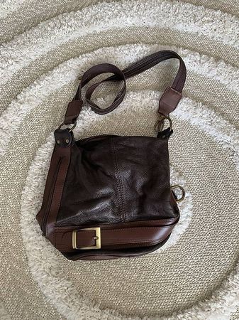 Ledertaschen je Chf 15.-