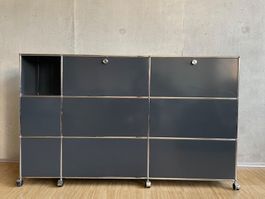 USM Haller Möbel auf Rollen – vielseitig einsetzbar.