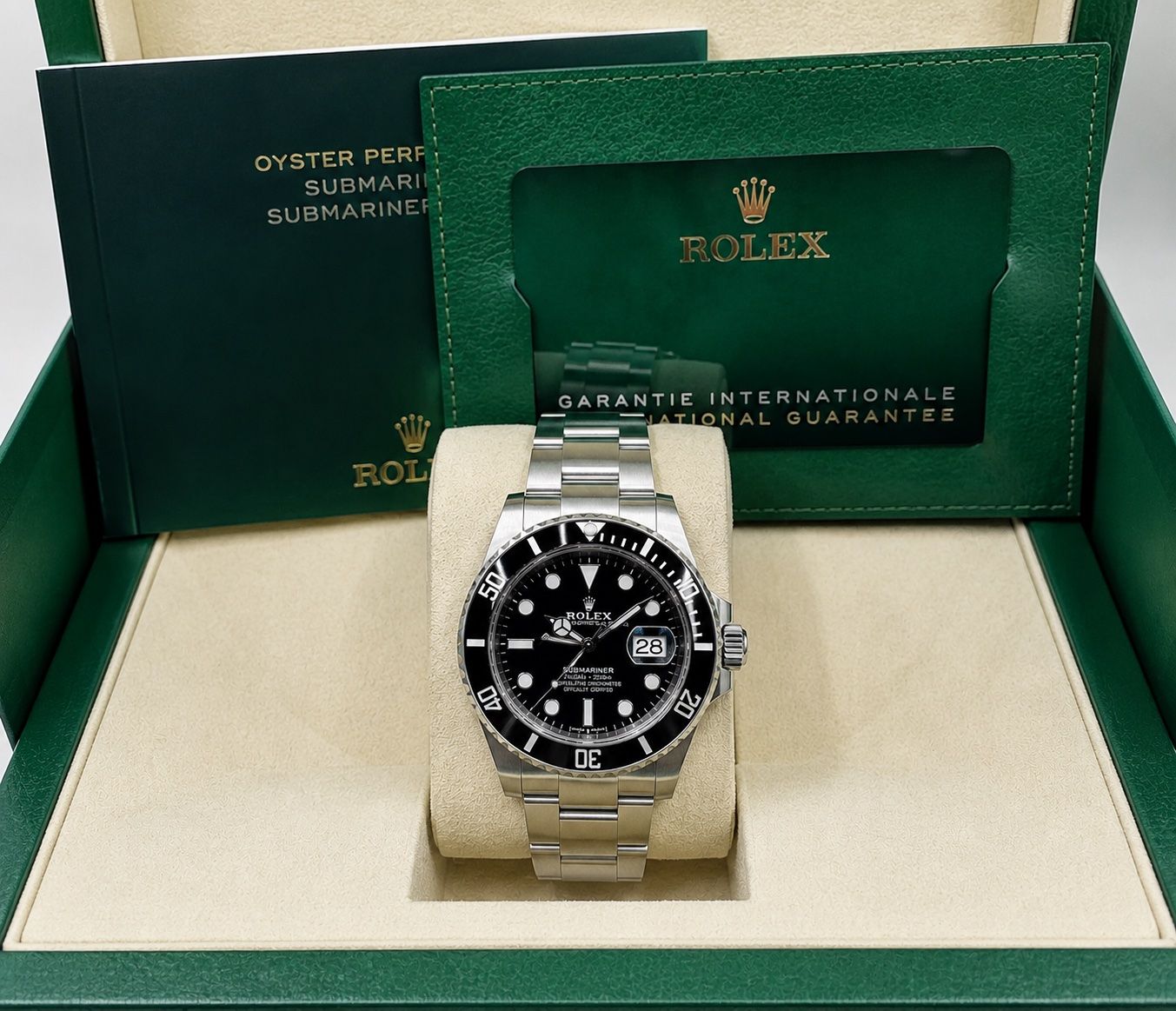 Rolex Montres: Rolex Submariner Date 126610LN 2026 – D'occasion à Mur (Vully) FR par lea_rsw7