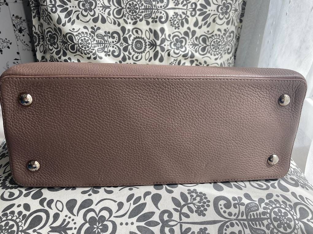 Louis Vuitton Borse da donna: Louis Vuitton Capucines GM beige – Usato da Winterthur venduto da leopard05 3