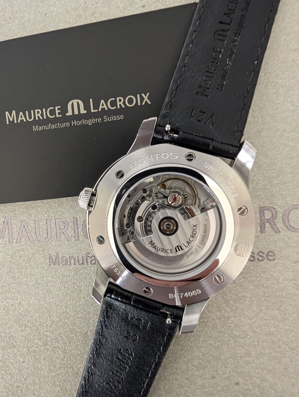 Maurice Lacroix Orologi: Maurice Lacroix Pontos Day-Date FABRIKNEU – Nuovo e nell'imballaggio originale da Aarau venduto da 60sekunde 2